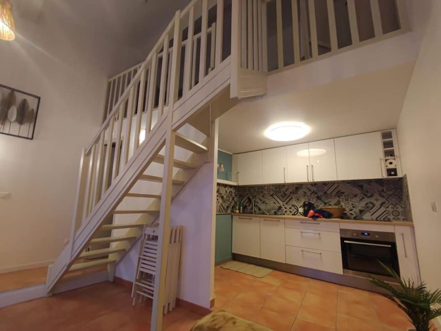 Appartement Cosy 2/4 Personnes La Roquebrussanne Exterior foto